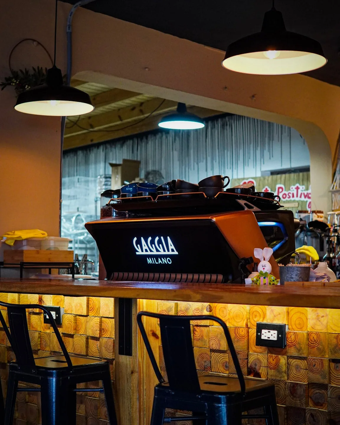 La barra de O Positivo Café, donde se recibe a cada cliente